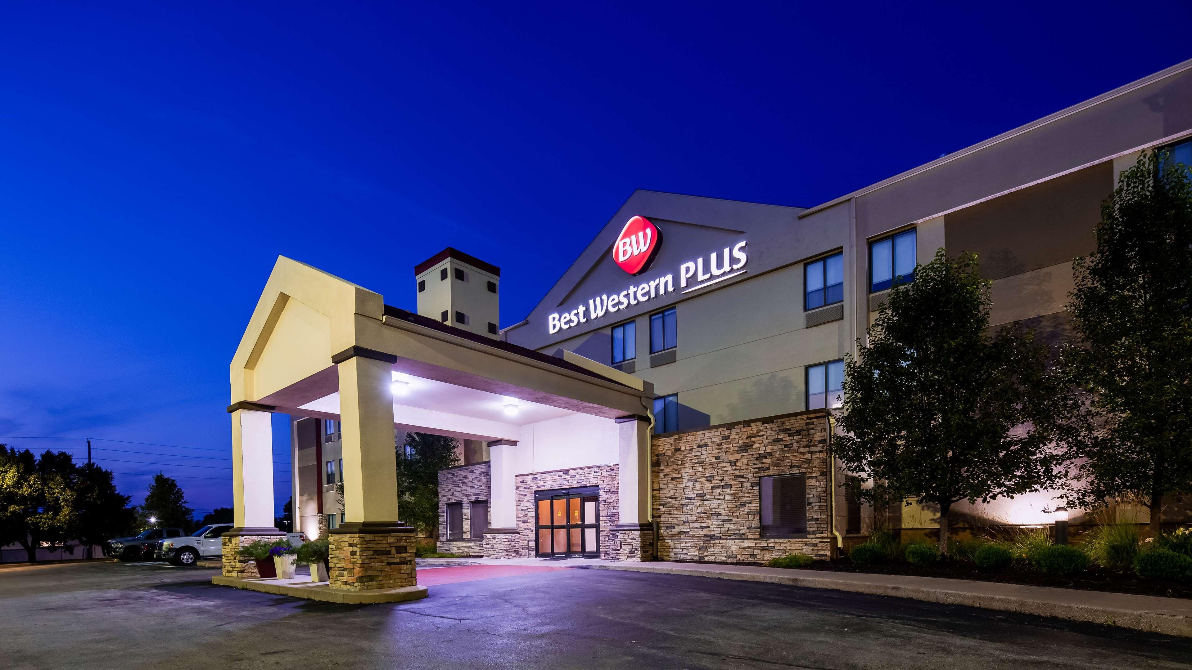 Best Western Plus Lee'S Summit Hotel & Suites Екстер'єр фото