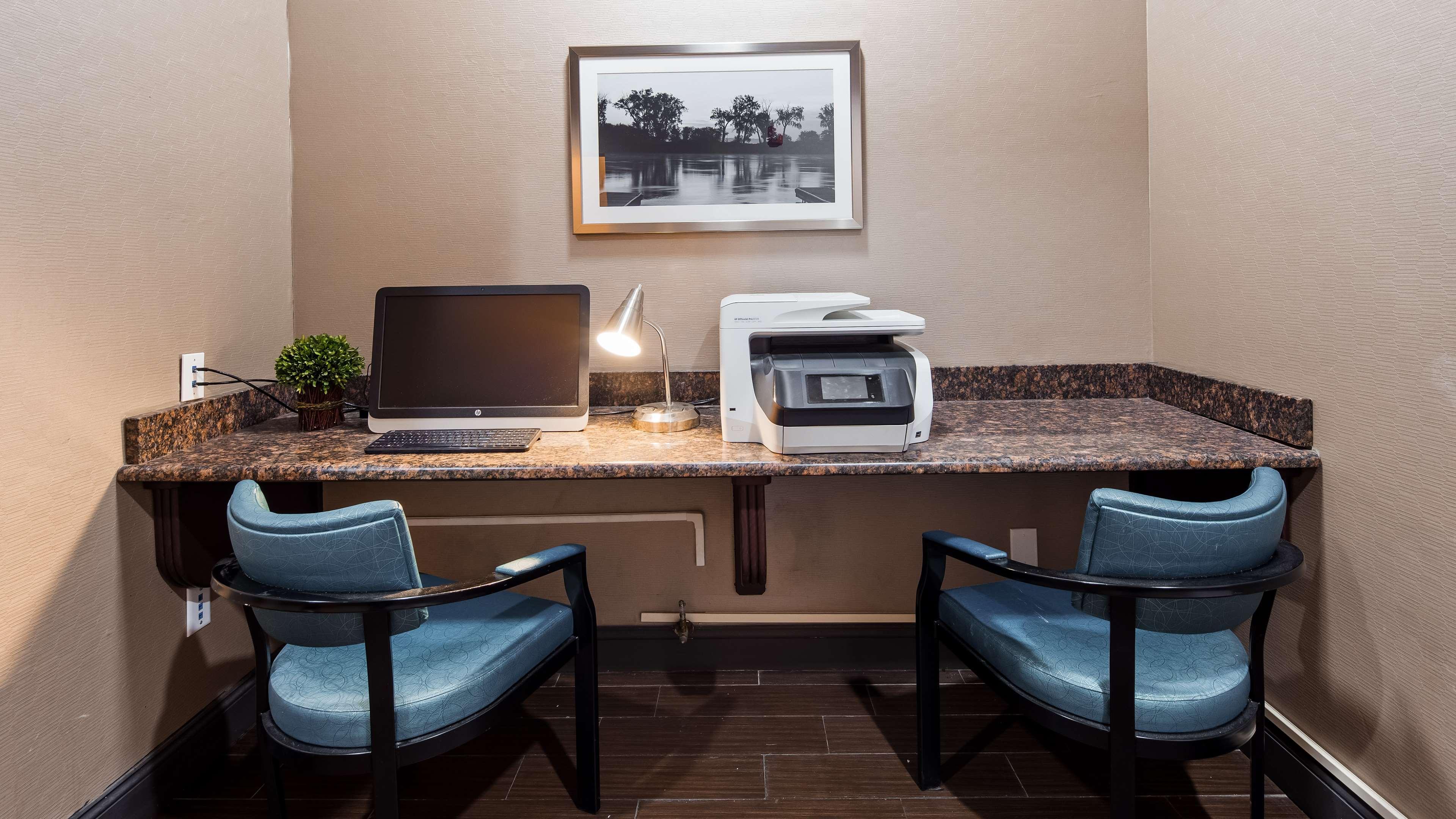 Best Western Plus Lee'S Summit Hotel & Suites Екстер'єр фото